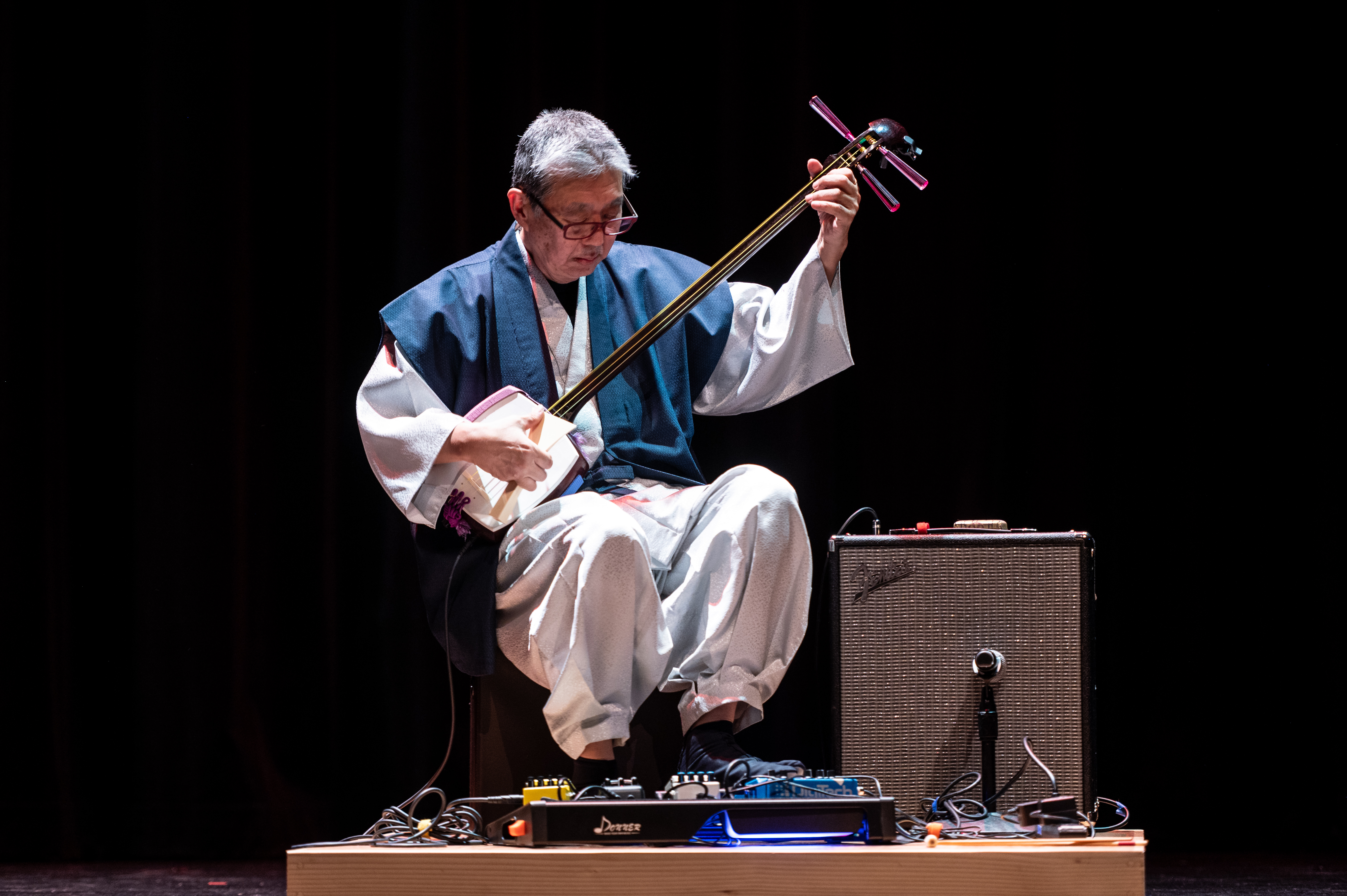 Tatsu Aoki on electro Shamisen