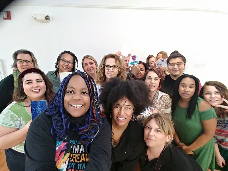  a group of 16 people gathered together after Rhonda's workshop smiling into the camera 